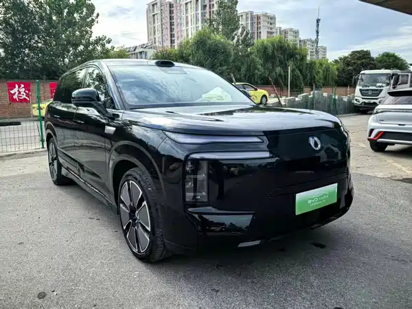 Denza N8L 2025