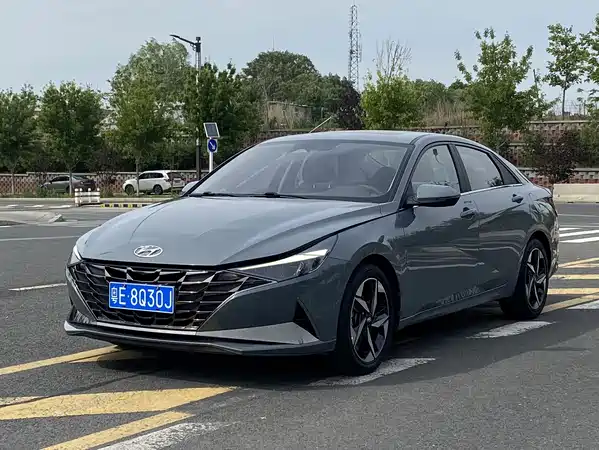 Hyundai Elantra 2021