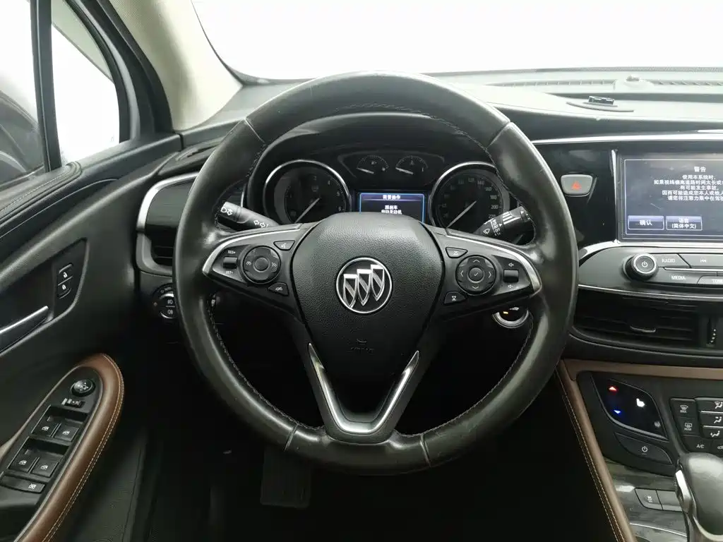 Buick Envision Plus 2018 — фото 11