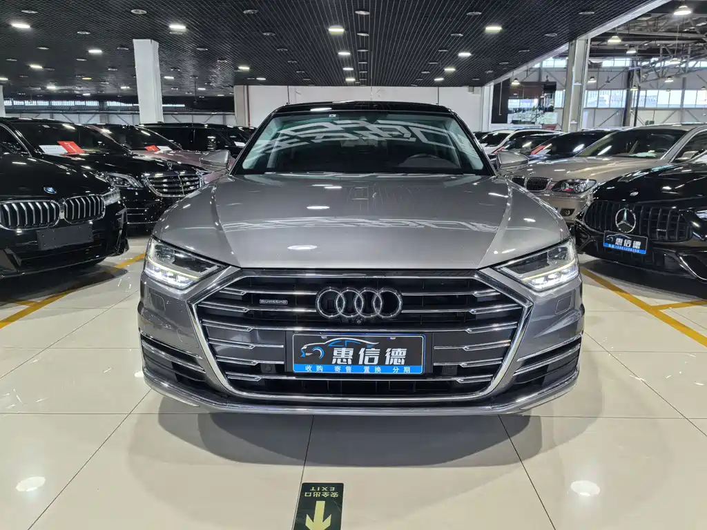 Audi A8 2018 — фото 2