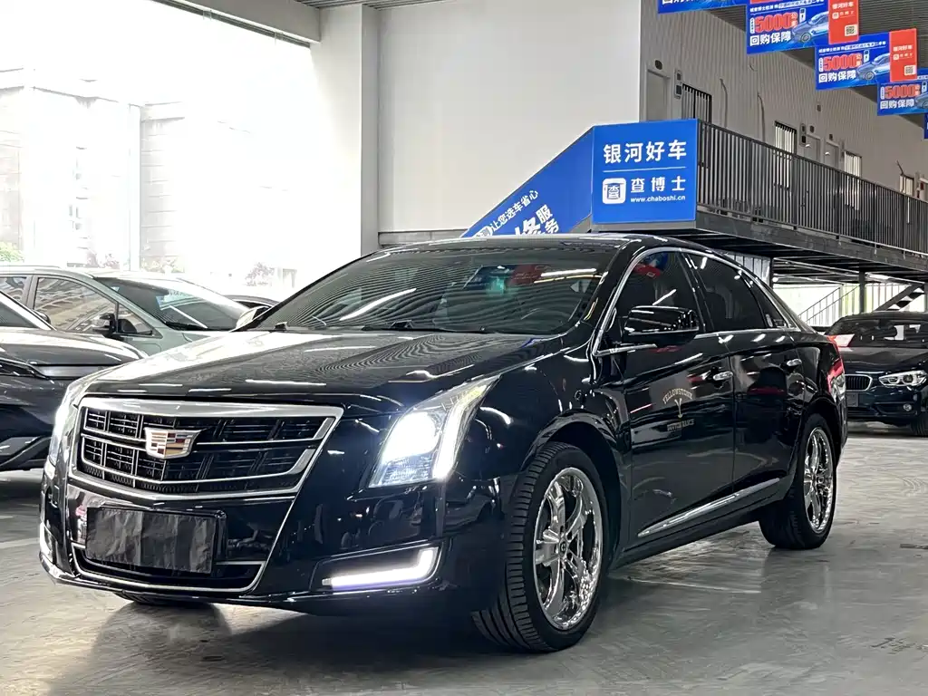 Cadillac XTS 2017 — фото 1