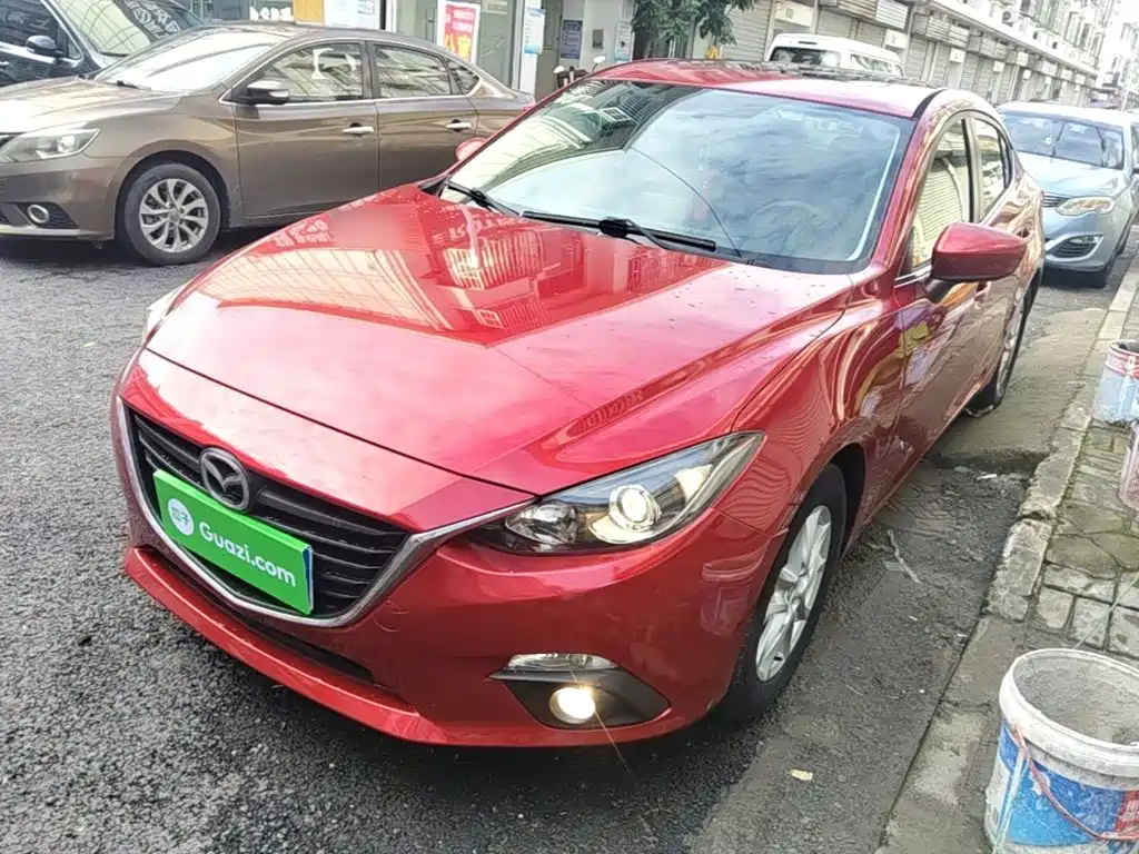 Mazda 3 Axela 2015
