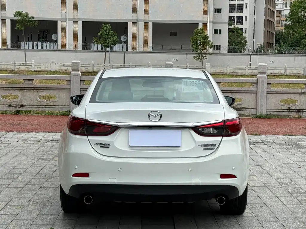 Mazda Atenza 2017