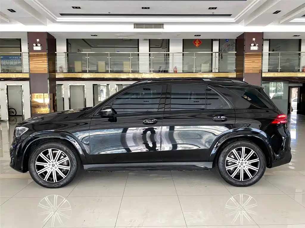 Mercedes-Benz GLE 2025 — фото 4