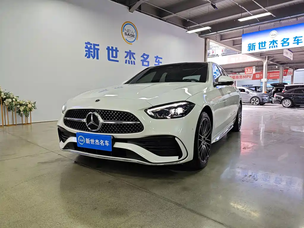 Mercedes-Benz C-Class 2024