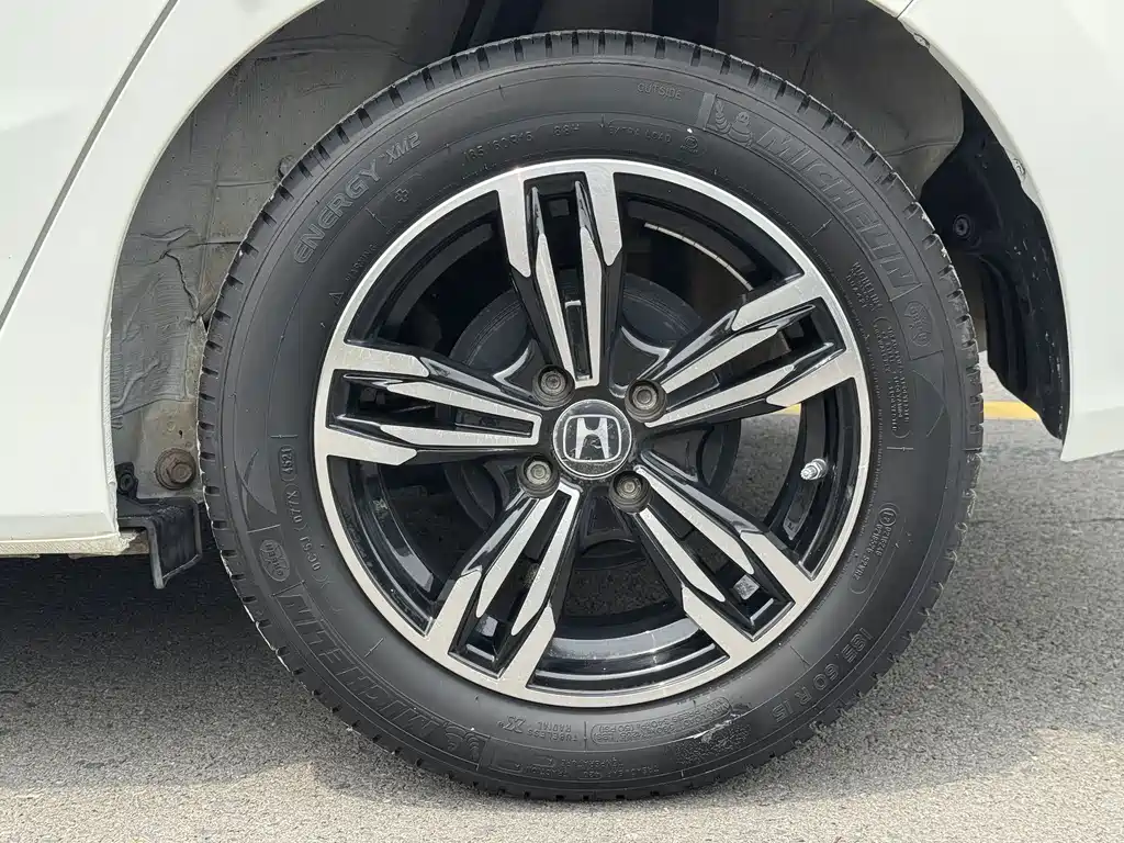 Honda Fit 2018 — фото 25