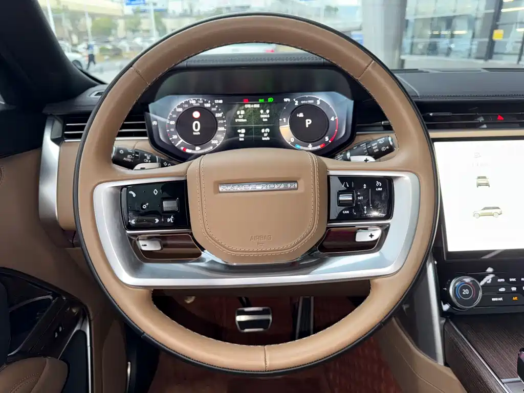 Land Rover Range Rover 2024 — фото 18