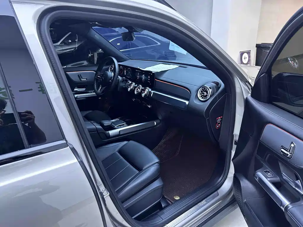 Mercedes-Benz GLB 2020 — фото 11