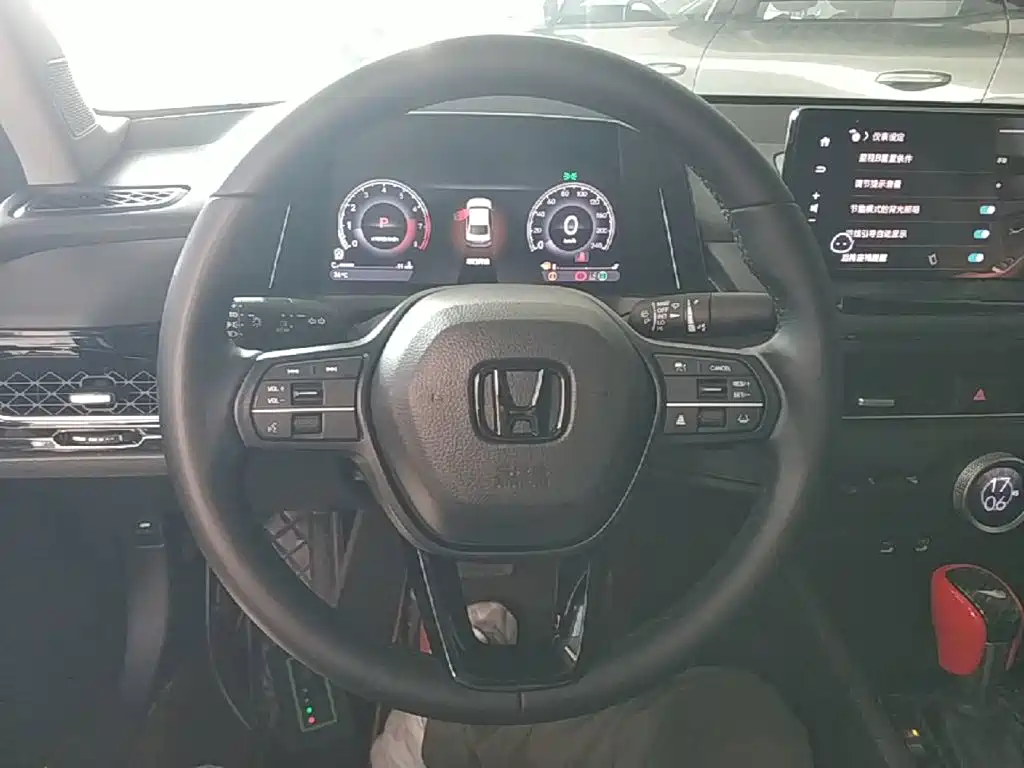 Honda Inspire 2024 — фото 11