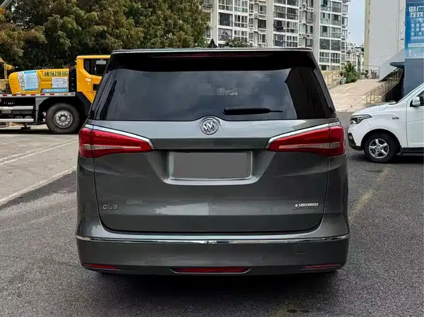 Buick GL8 2017