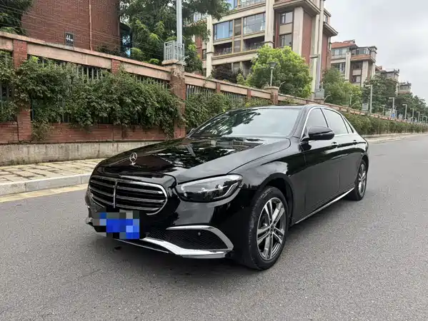 Mercedes-Benz E-Class 2021