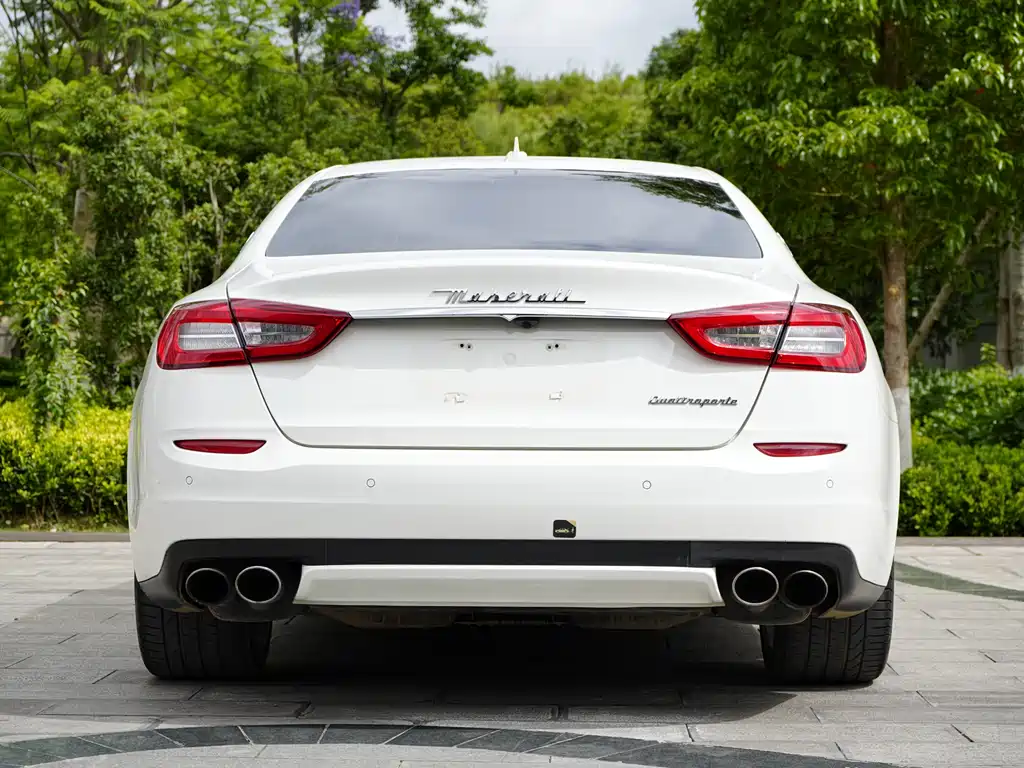 Maserati Quattroporte 2015 — фото 6