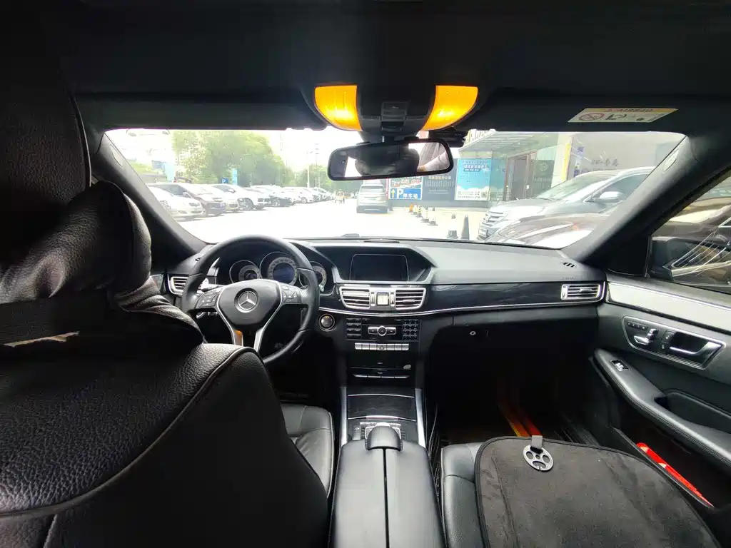 Mercedes-Benz E-Class 2015 — фото 6