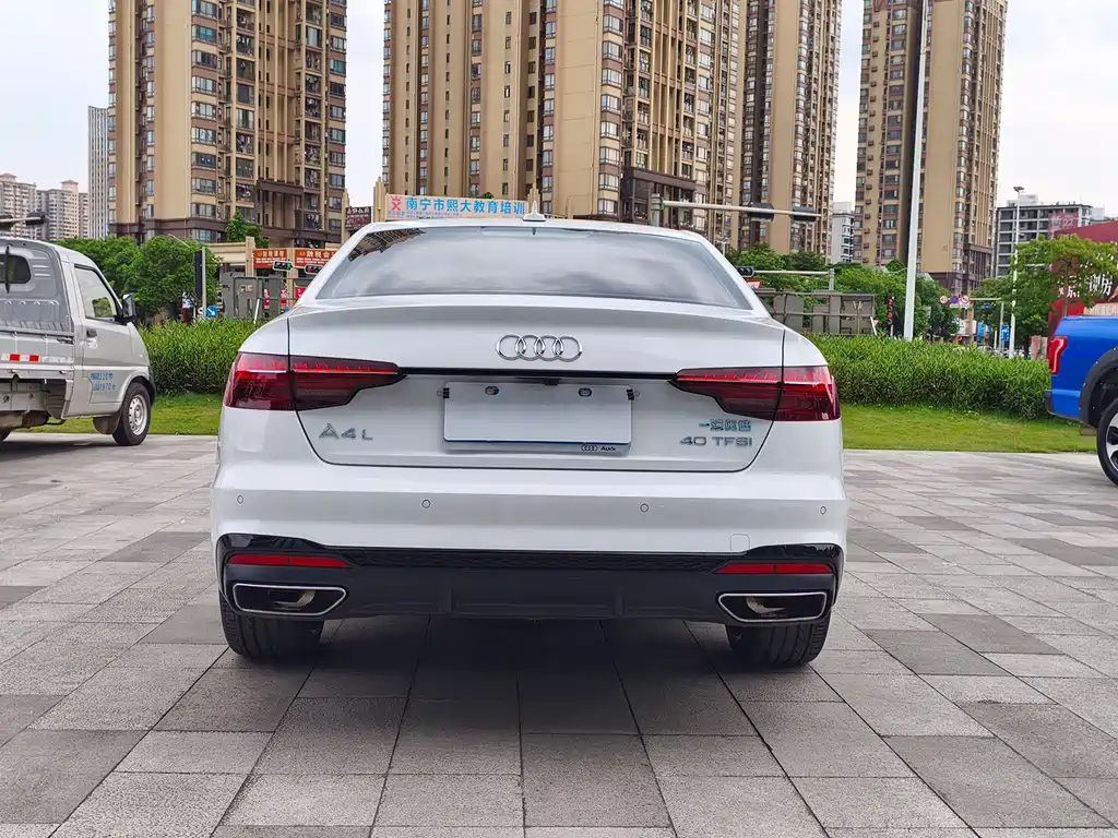 Audi A4L 2024
