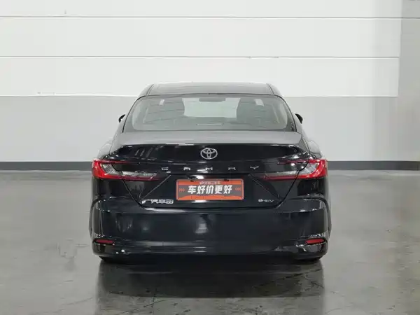 Toyota Camry 2024