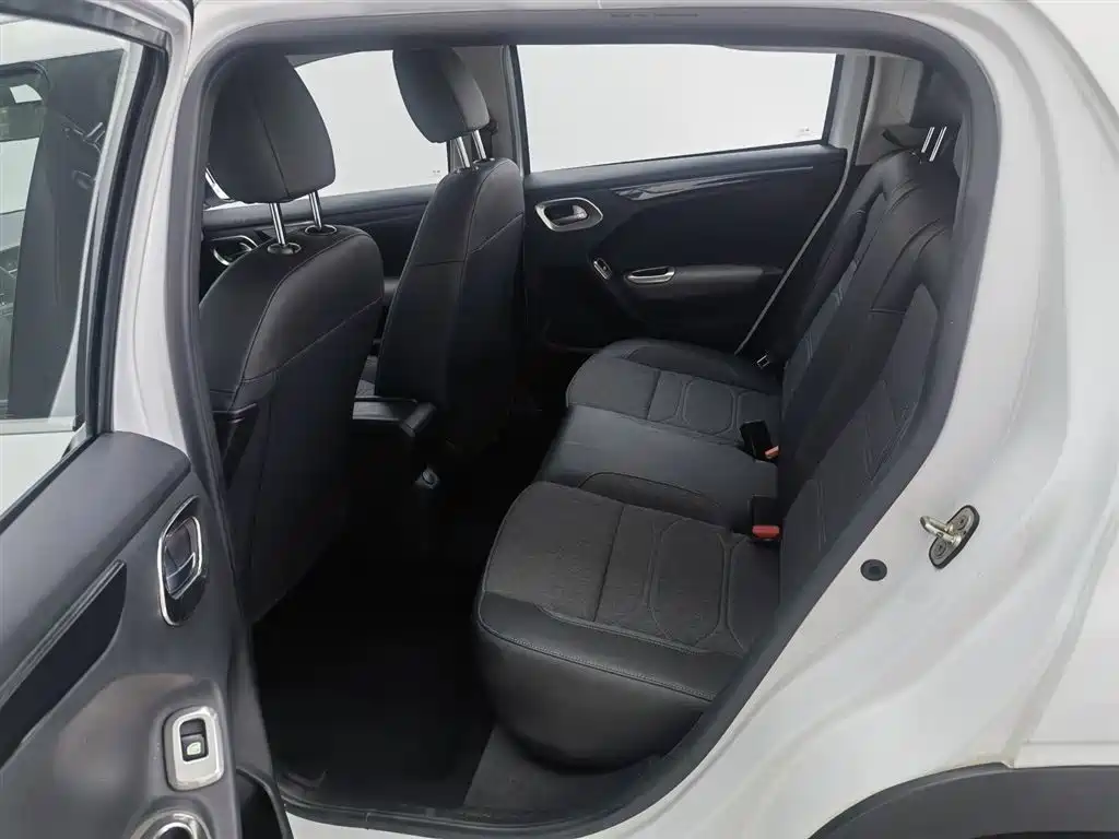 Citroen C3-XR 2023 — фото 15