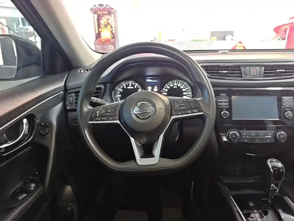Nissan X-Trail 2017 — фото 11