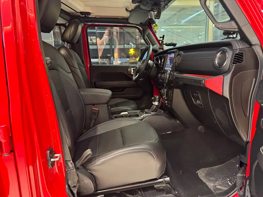 Jeep Wrangler 2020 — фото 14