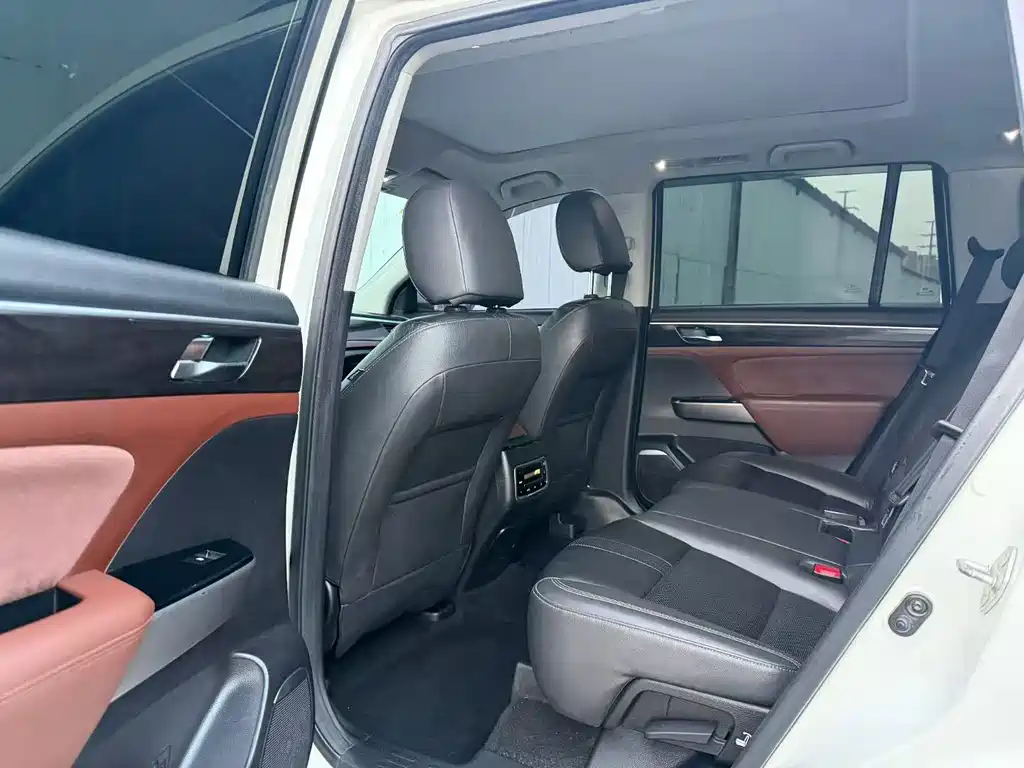 GAC Motor Trumpchi GS8 2019 — фото 6