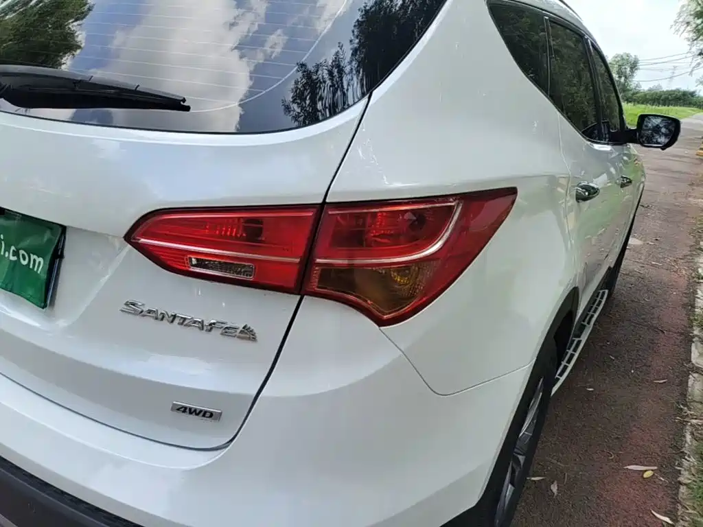 Hyundai Santa Fe 2016 — фото 8