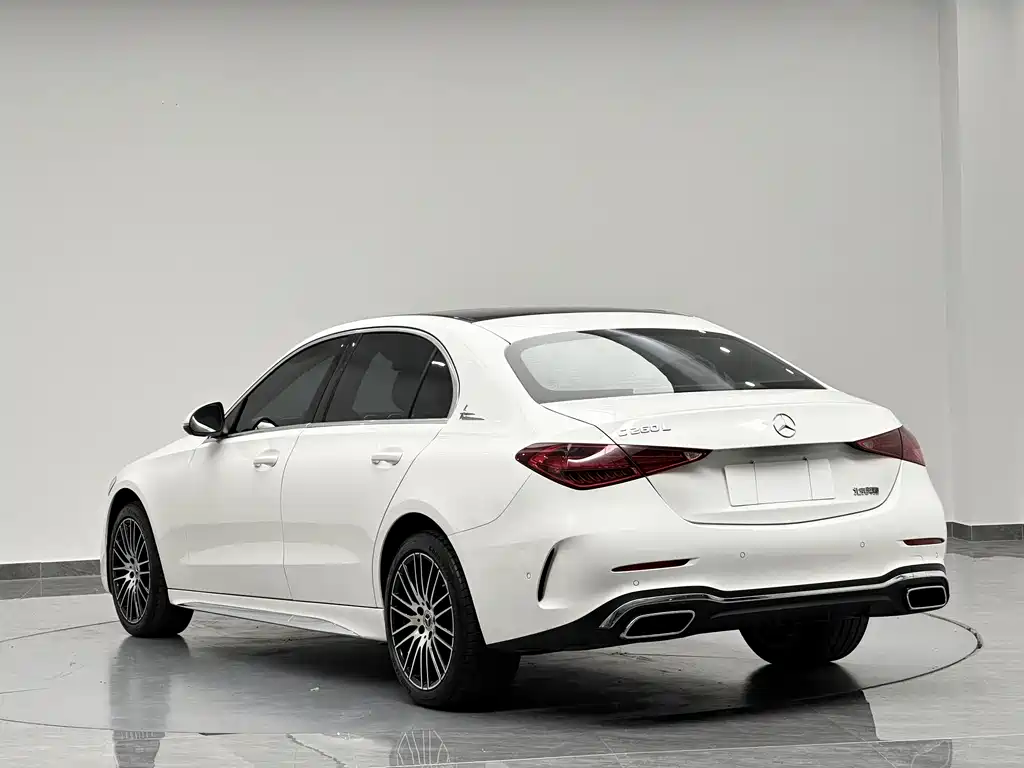 Mercedes-Benz C-Class 2022 — фото 5