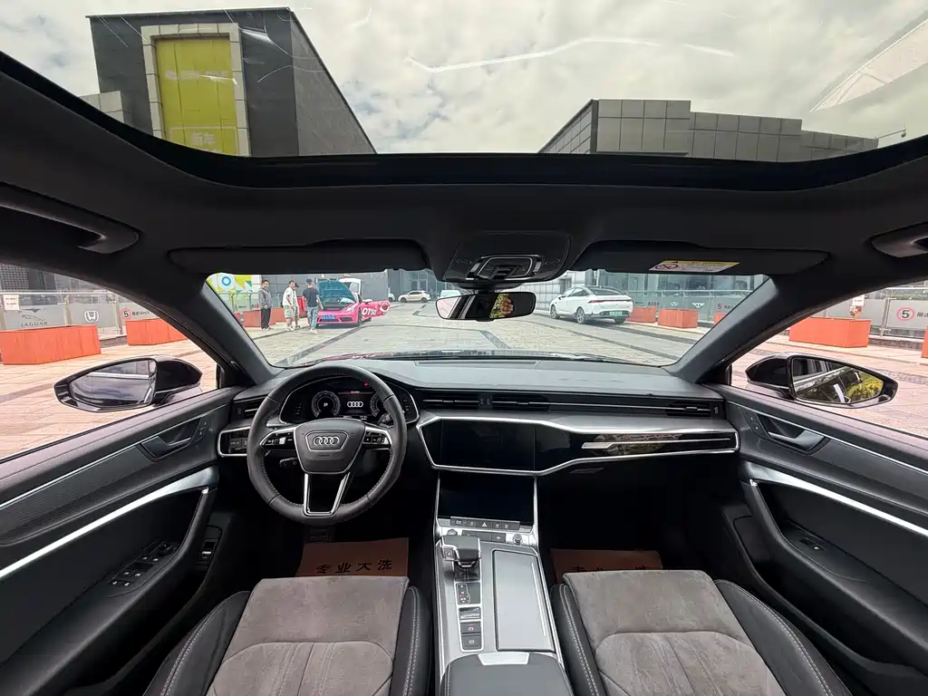 Audi A6L 2021