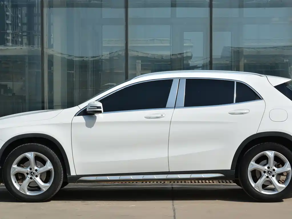 Mercedes-Benz GLA 2019
