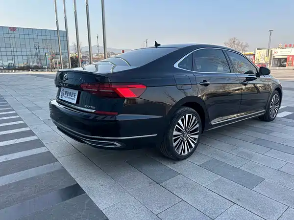 Volkswagen Passat 2021