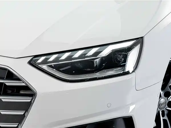 Audi A4L 2021