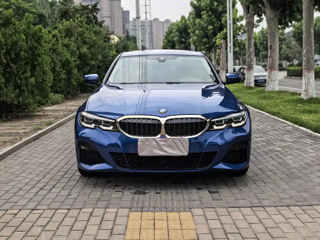 BMW 3 Series 2019 — фото 2