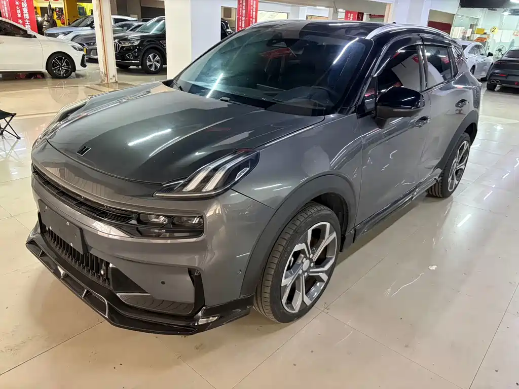 Lynk & Co 06 2022