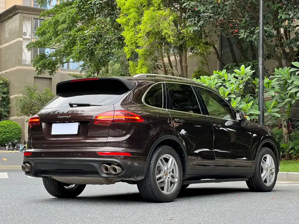 Porsche Cayenne 2014 — фото 21