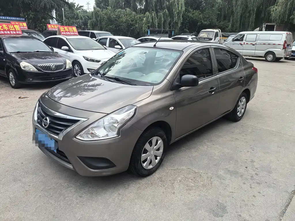 Nissan Sunny 2016