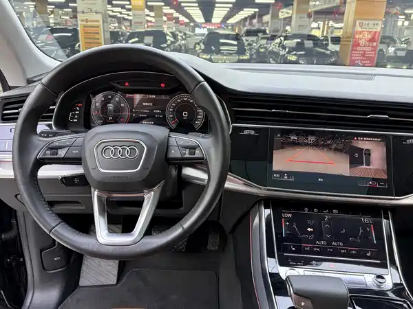 Audi Q8 2019