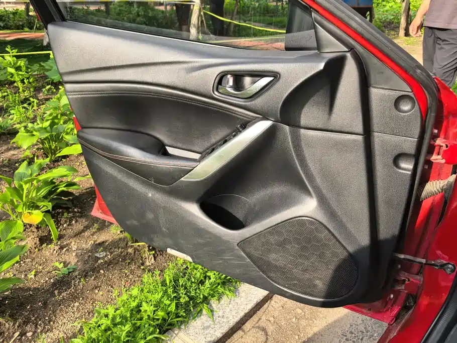 Mazda Atenza 2015