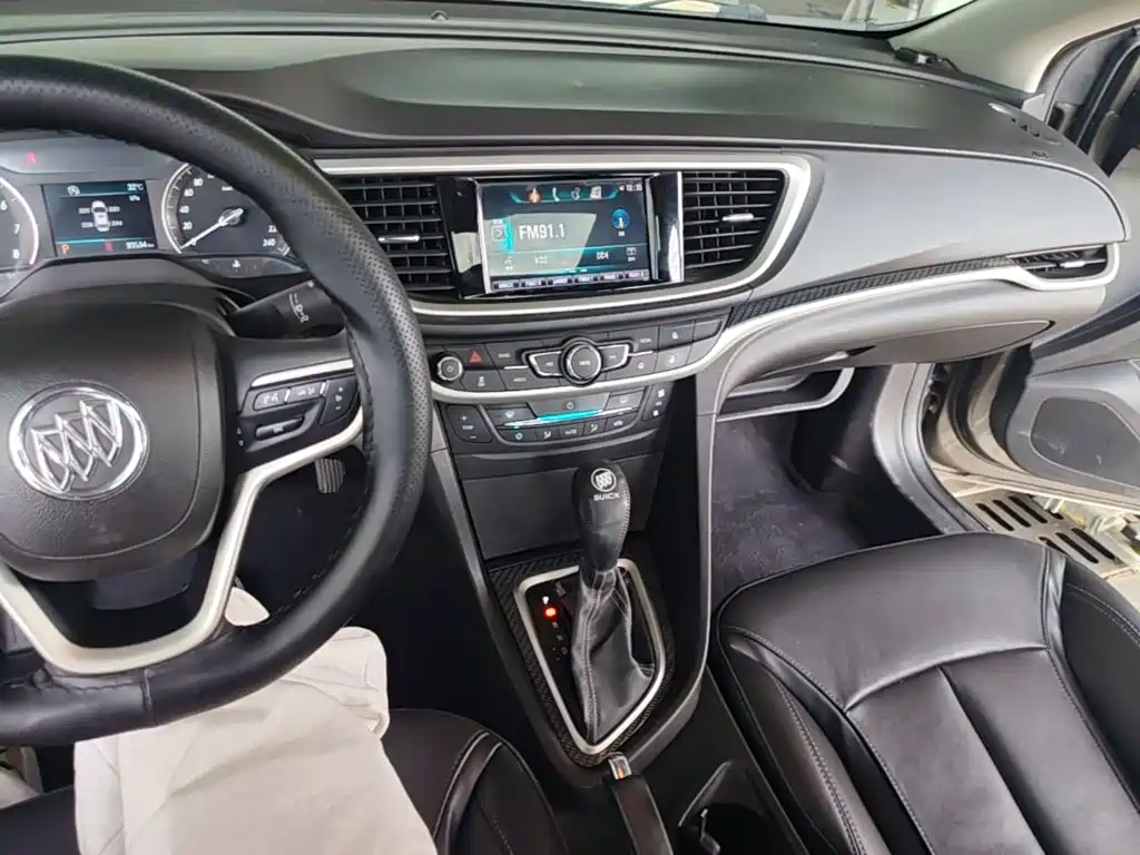 Buick Excelle 2015 — фото 10