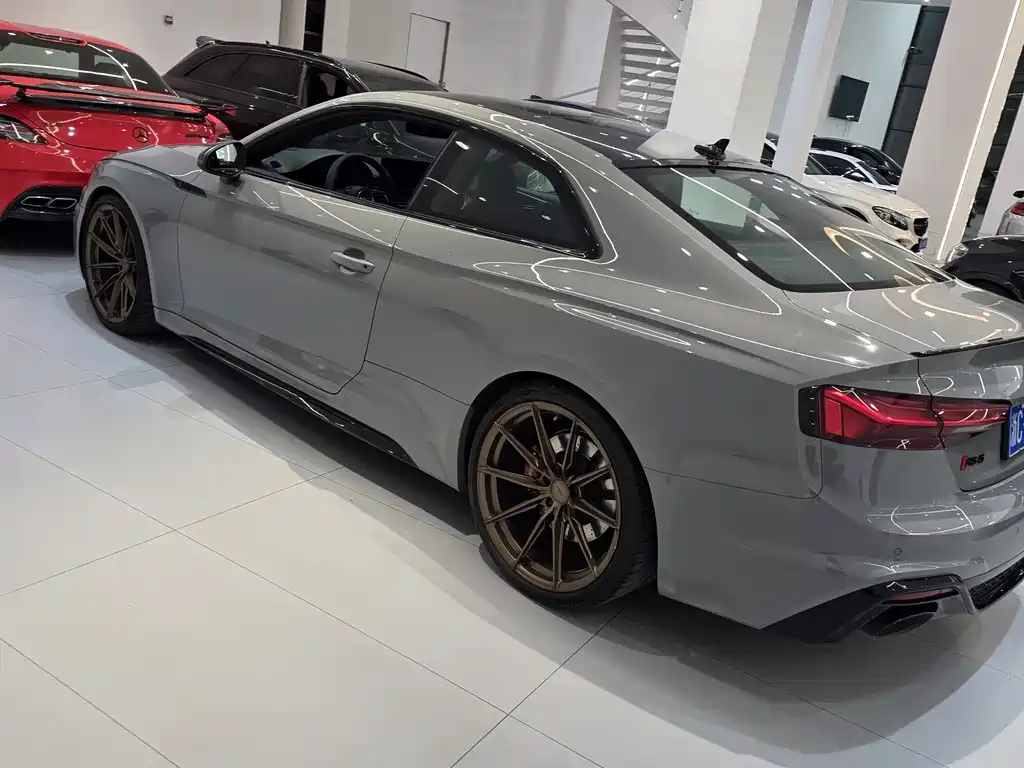 Audi RS 5 2023 — фото 2
