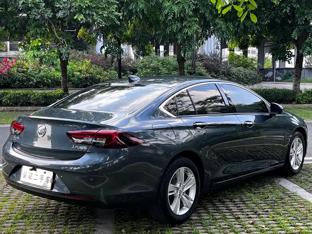 Buick Regal 2020 — фото 18