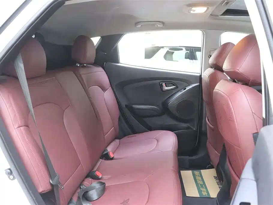Hyundai ix35 2015 — фото 16