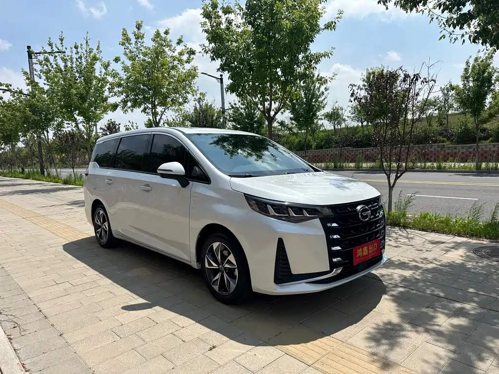 GAC Motor Trumpchi M6 2022 — фото 3