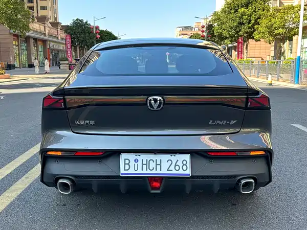 Changan UNI-V 2023