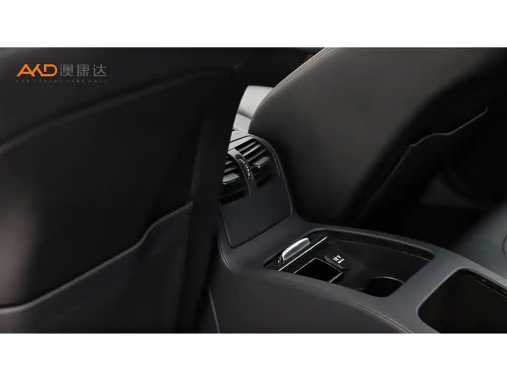 Mercedes-Benz CLS 2015 — фото 9