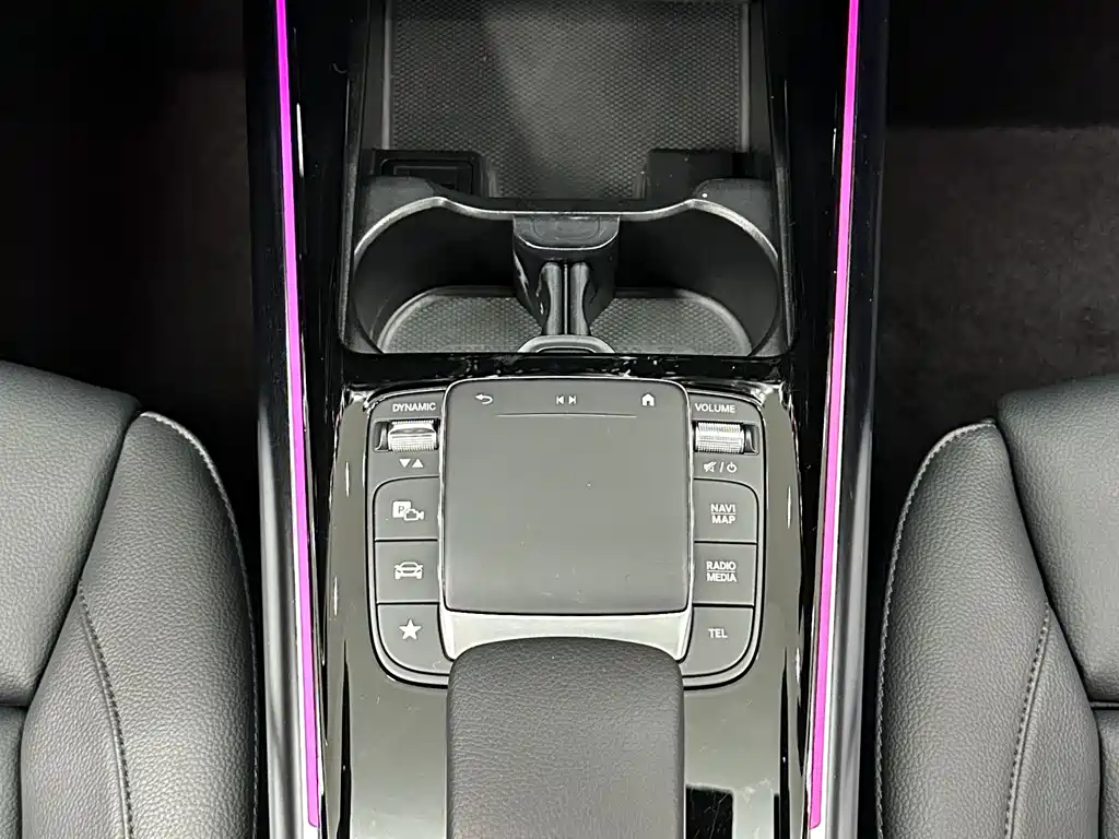 Mercedes-Benz GLA 2023 — фото 18