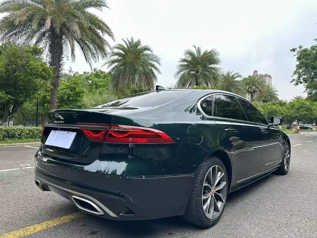Jaguar XFL 2023 — фото 4