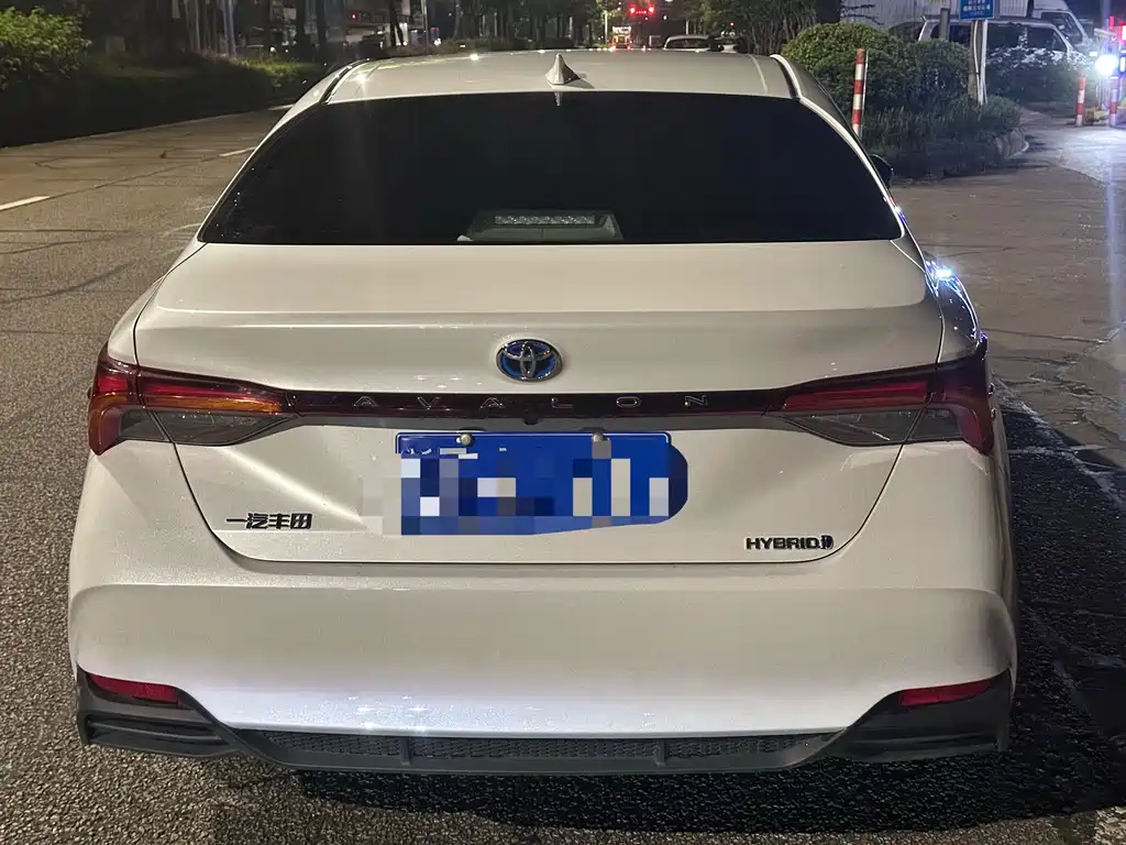 Toyota Avalon 2023