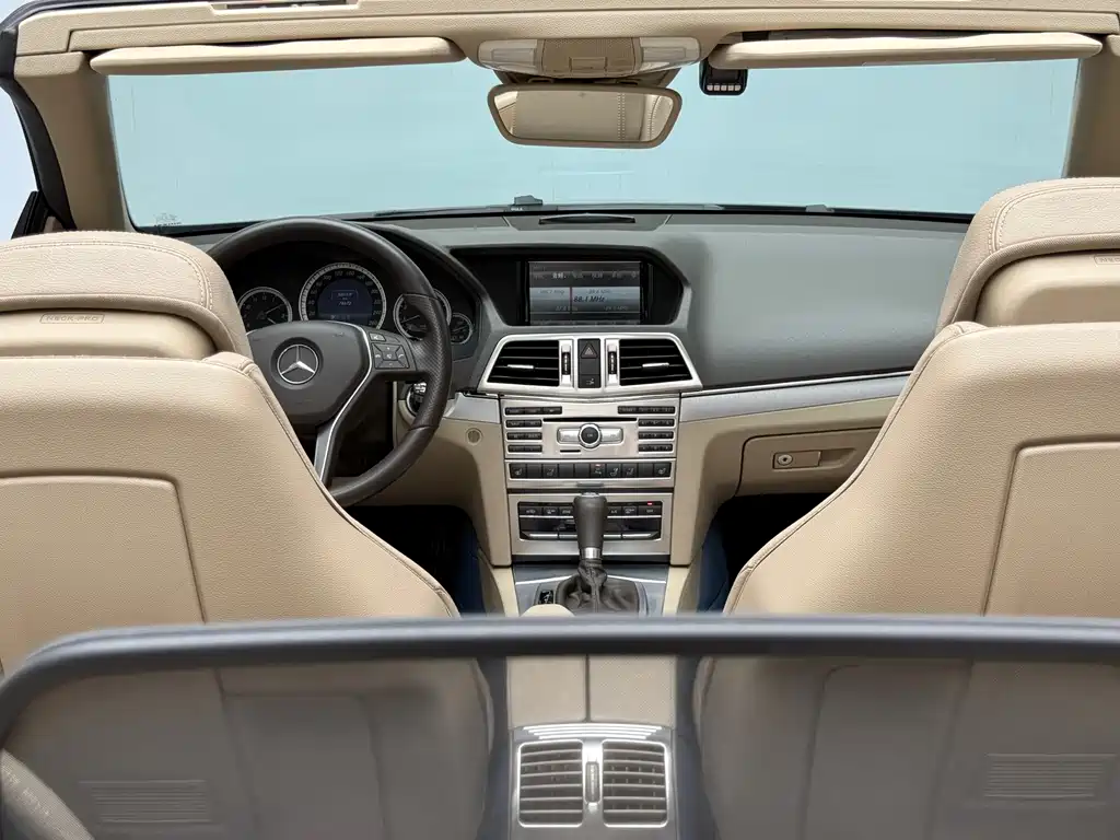 Mercedes-Benz E-Class 2013 — фото 19
