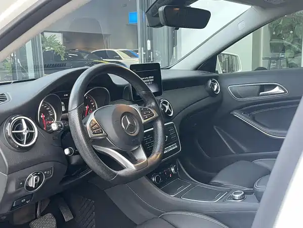 Mercedes-Benz GLA 2019