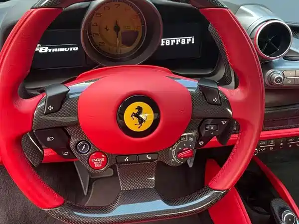 Ferrari F8 2019