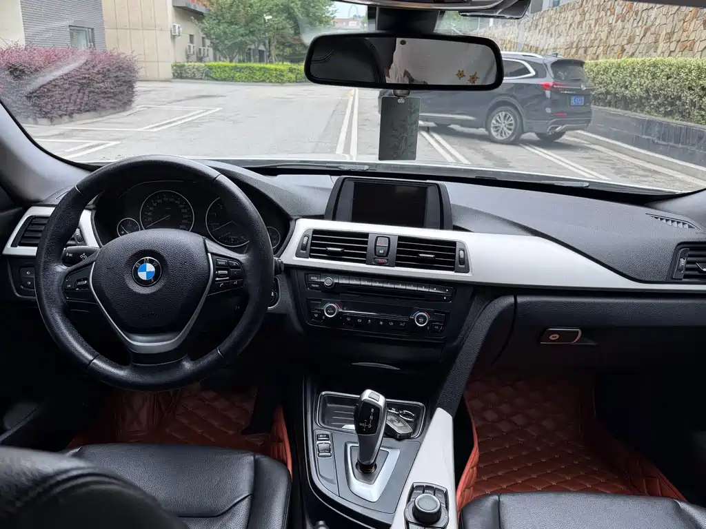 BMW 3 Series GT 2014 — фото 9