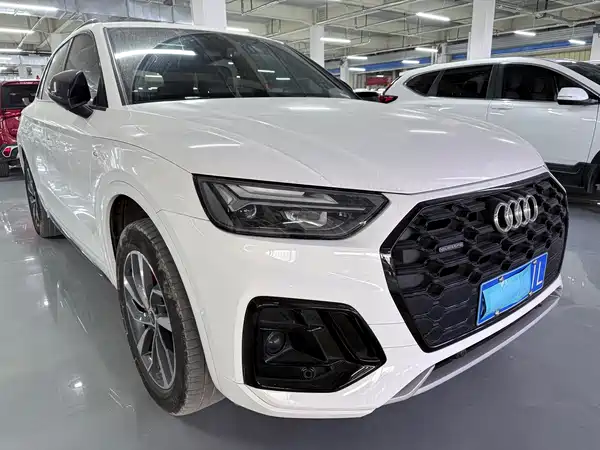 Audi Q5L 2025
